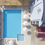 A מלון 3*